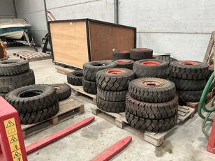 Lot of 36 tyres LINDE forklift new and used forklift tire